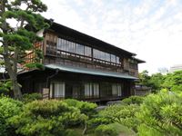 披雲閣